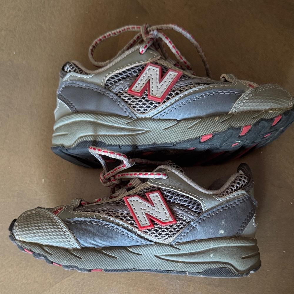New Balance Kids' Sneakers in Gray and Red